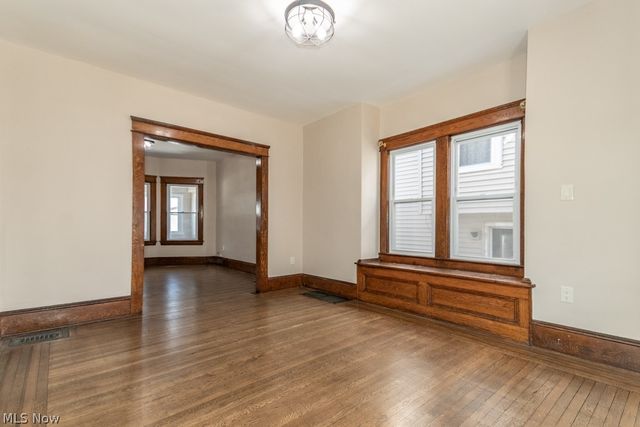 1697 W 69th Street, Cleveland, OH 44102