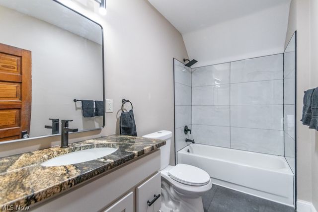 1697 W 69th Street, Cleveland, OH 44102