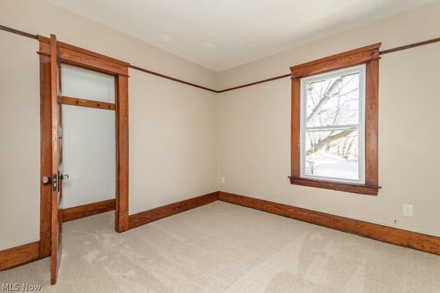 1697 W 69th Street, Cleveland, OH 44102