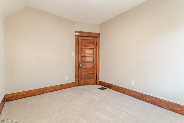 1697 W 69th Street, Cleveland, OH 44102