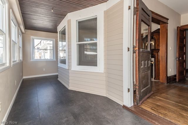 1697 W 69th Street, Cleveland, OH 44102