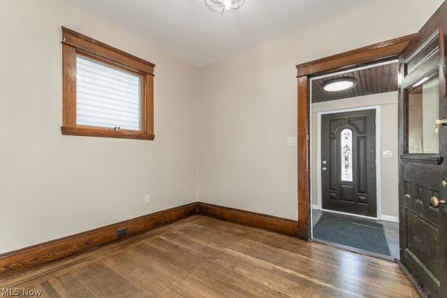 1697 W 69th Street, Cleveland, OH 44102