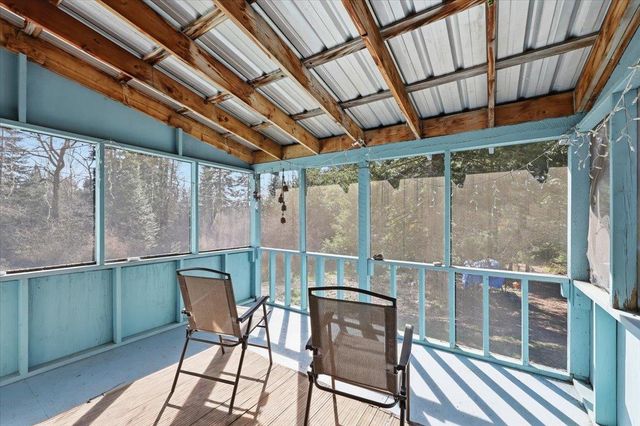 2541 Nicholson Rd, Elk, WA 99009