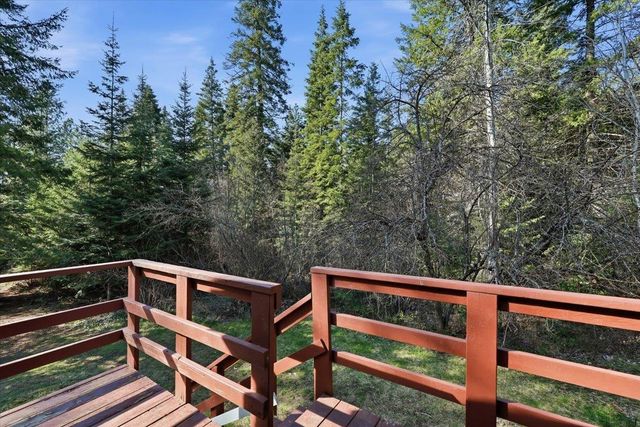 2541 Nicholson Rd, Elk, WA 99009
