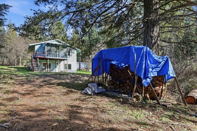 2541 Nicholson Rd, Elk, WA 99009