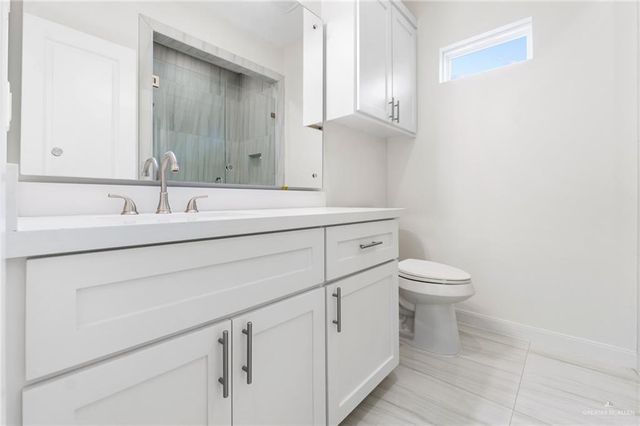 6004 N Gira Del Sol Street, Edinburg, TX 78542