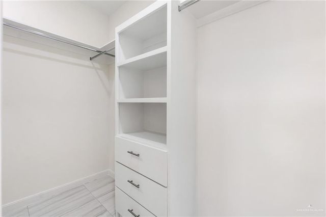 6004 N Gira Del Sol Street, Edinburg, TX 78542