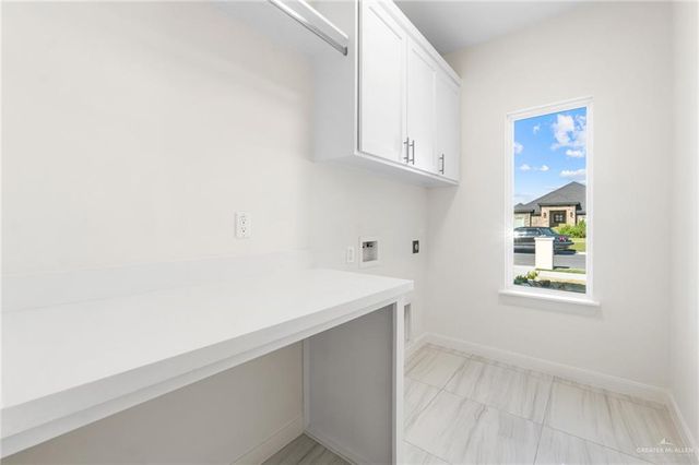 6004 N Gira Del Sol Street, Edinburg, TX 78542