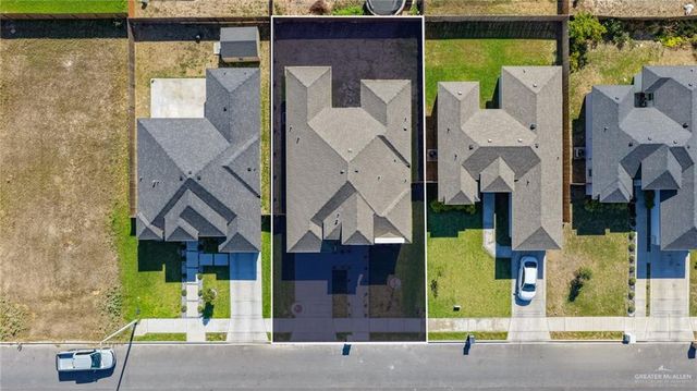 6004 N Gira Del Sol Street, Edinburg, TX 78542