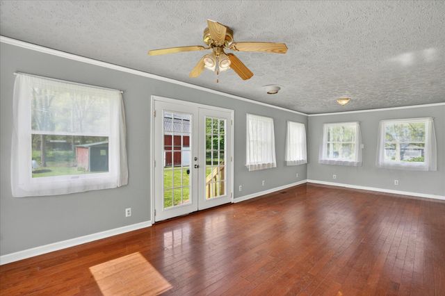 8627 D Drive S, Ceresco, MI 49033