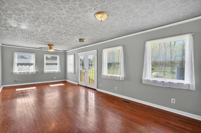 8627 D Drive S, Ceresco, MI 49033