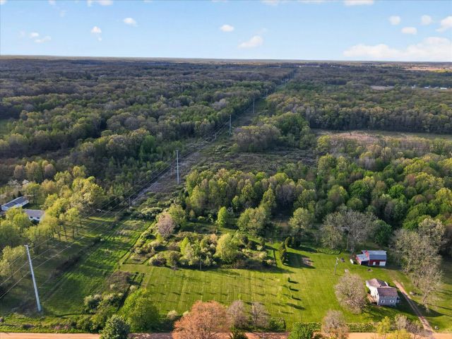 8627 D Drive S, Ceresco, MI 49033