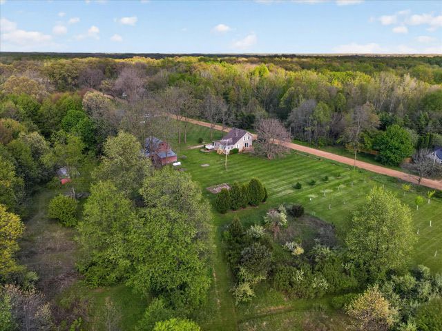 8627 D Drive S, Ceresco, MI 49033