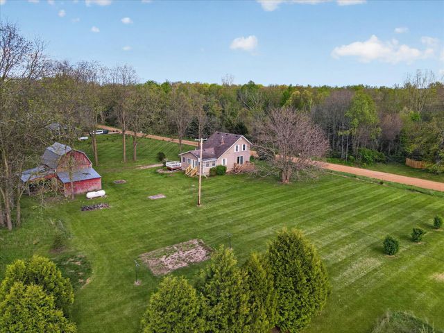 8627 D Drive S, Ceresco, MI 49033