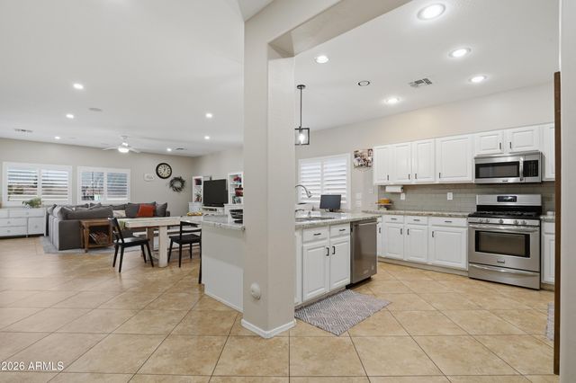 3718 W WHITMAN Drive, Anthem, AZ 85086