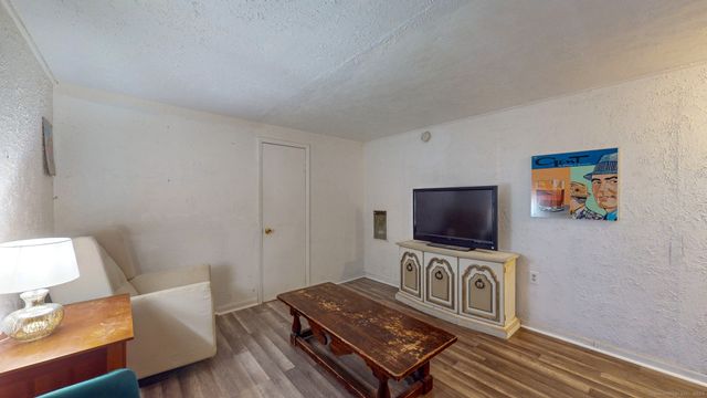 4 Lakeside Drive L, Ledyard, CT 06339