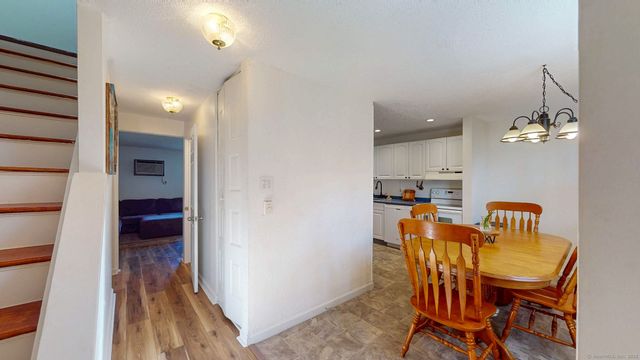 4 Lakeside Drive L, Ledyard, CT 06339