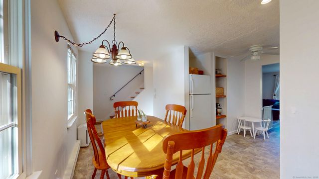 4 Lakeside Drive L, Ledyard, CT 06339