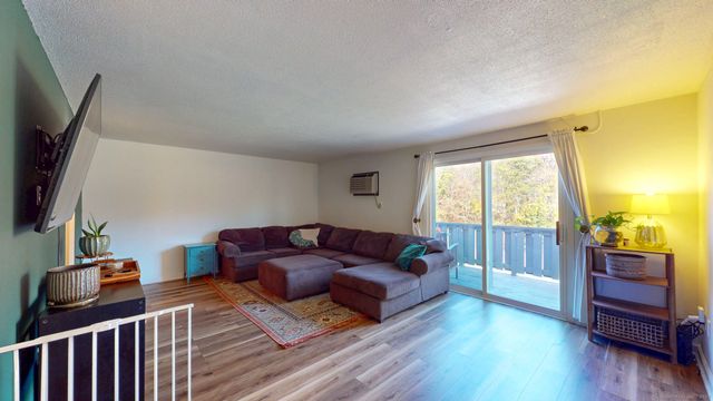 4 Lakeside Drive L, Ledyard, CT 06339