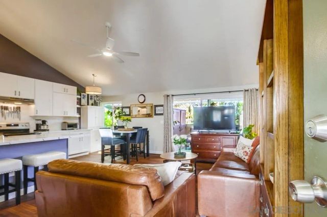 6216 Agee St Unit 116, San Diego, CA 92122