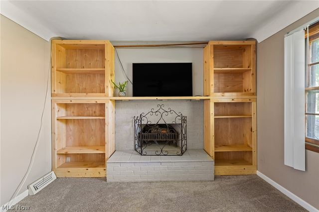 944 McDonald Avenue, Mcdonald, OH 44437