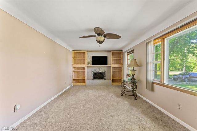 944 McDonald Avenue, Mcdonald, OH 44437