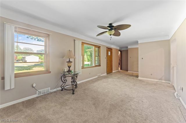 944 McDonald Avenue, Mcdonald, OH 44437