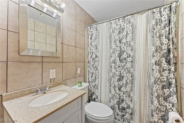 944 McDonald Avenue, Mcdonald, OH 44437