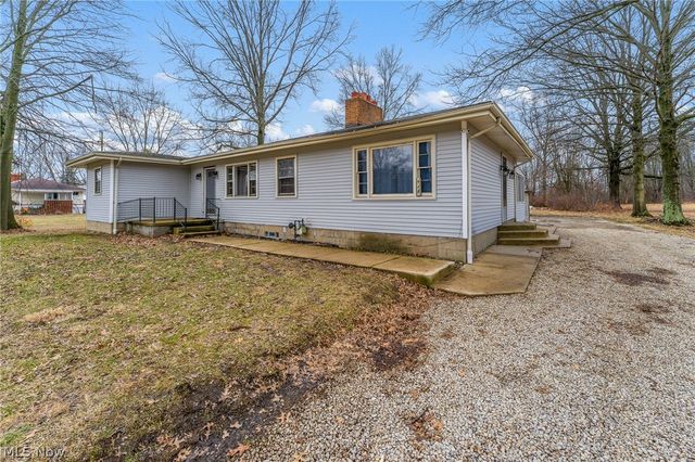 944 McDonald Avenue, Mcdonald, OH 44437