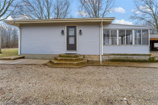 944 McDonald Avenue, Mcdonald, OH 44437