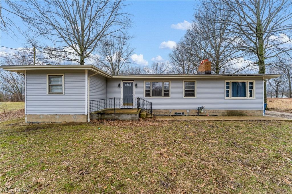 944 McDonald Avenue, Mcdonald, OH 44437