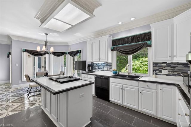 3007 County Clare Road, Greensboro, NC 27407
