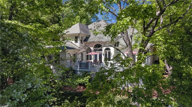 3007 County Clare Road, Greensboro, NC 27407