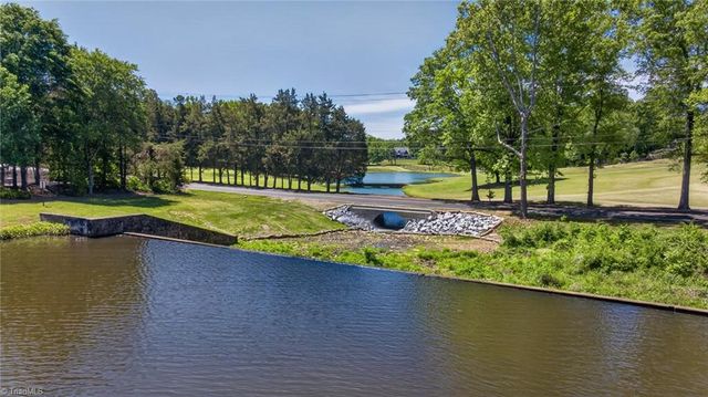 3007 County Clare Road, Greensboro, NC 27407