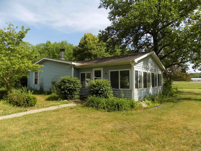 58613 County Road 105, Elkhart, IN 46517