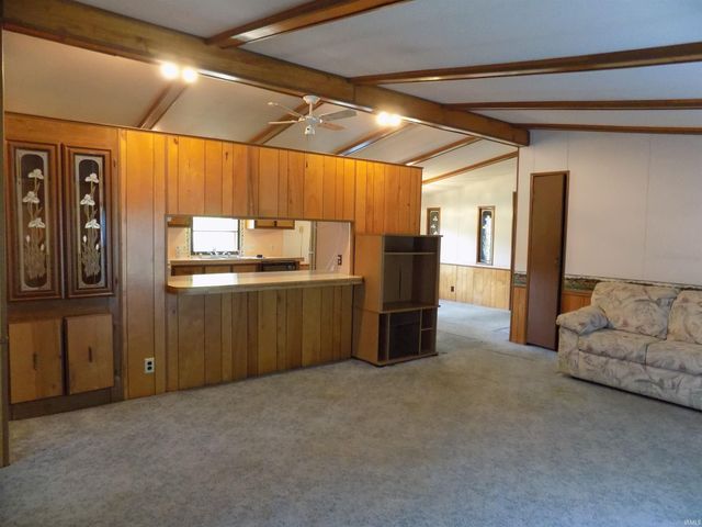 58613 County Road 105, Elkhart, IN 46517