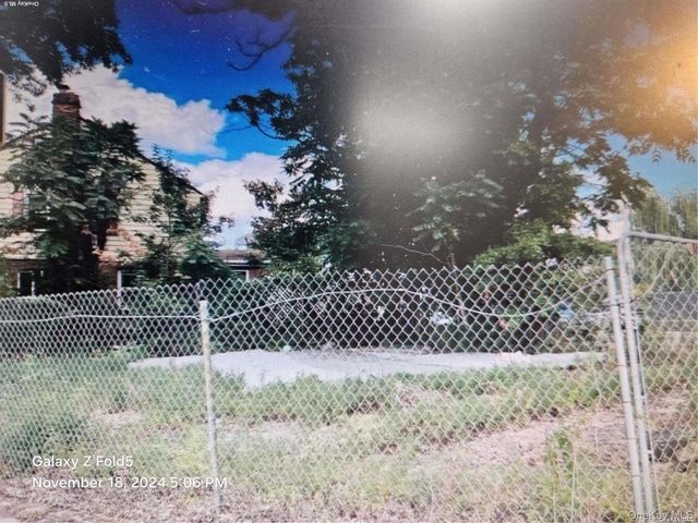 24-31 Francis Lewis Boulevard, Whitestone, NY 11357