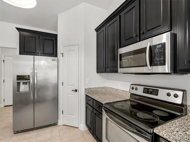 1132 Konert Valley Drive, Fenton, MO 63026