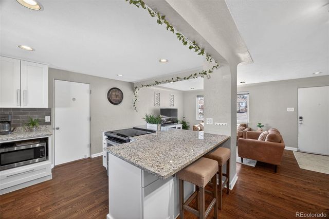 6625 W 44th Place, Wheat Ridge, CO 80033