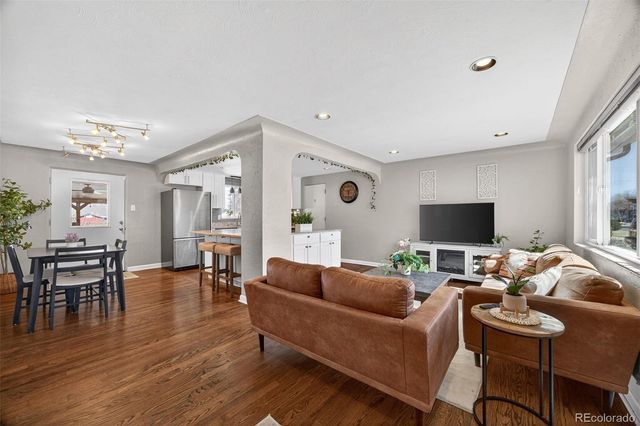 6625 W 44th Place, Wheat Ridge, CO 80033