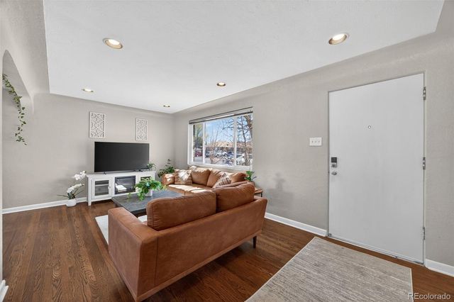 6625 W 44th Place, Wheat Ridge, CO 80033