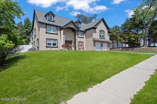 101 Oxford Lane, Matawan, NJ 07747