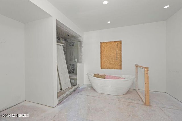 101 Oxford Lane, Matawan, NJ 07747