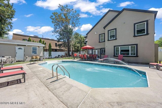 101 Oxford Lane, Matawan, NJ 07747