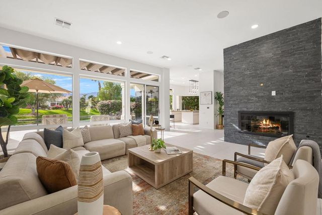 75067 Gleneagles Circle, Indian Wells, CA 92210