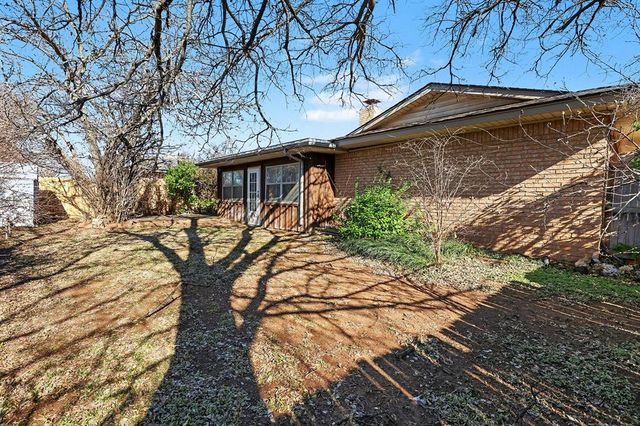 11209 Bel Air Place, Oklahoma City, OK 73120