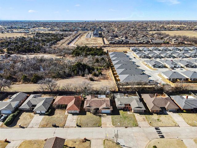 11209 Bel Air Place, Oklahoma City, OK 73120
