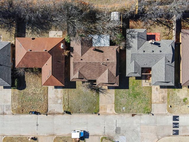 11209 Bel Air Place, Oklahoma City, OK 73120