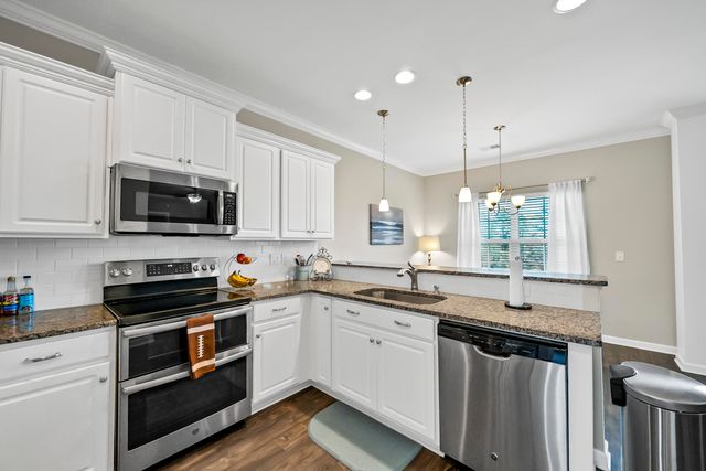 2015 Bliss Lane, Lexington, SC 29073