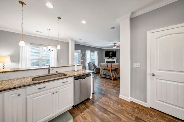 2015 Bliss Lane, Lexington, SC 29073